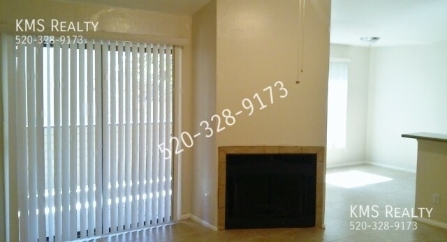 Building Photo - 5654 S Wood Crest Dr