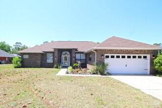 Building Photo - 2563 2nd Ct
