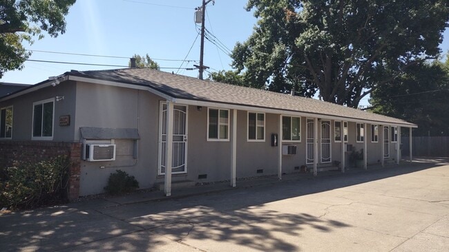 Building Photo - 5630 53rd St