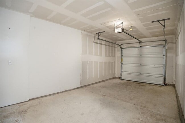 Building Photo - 12213 Rising Moon Ln