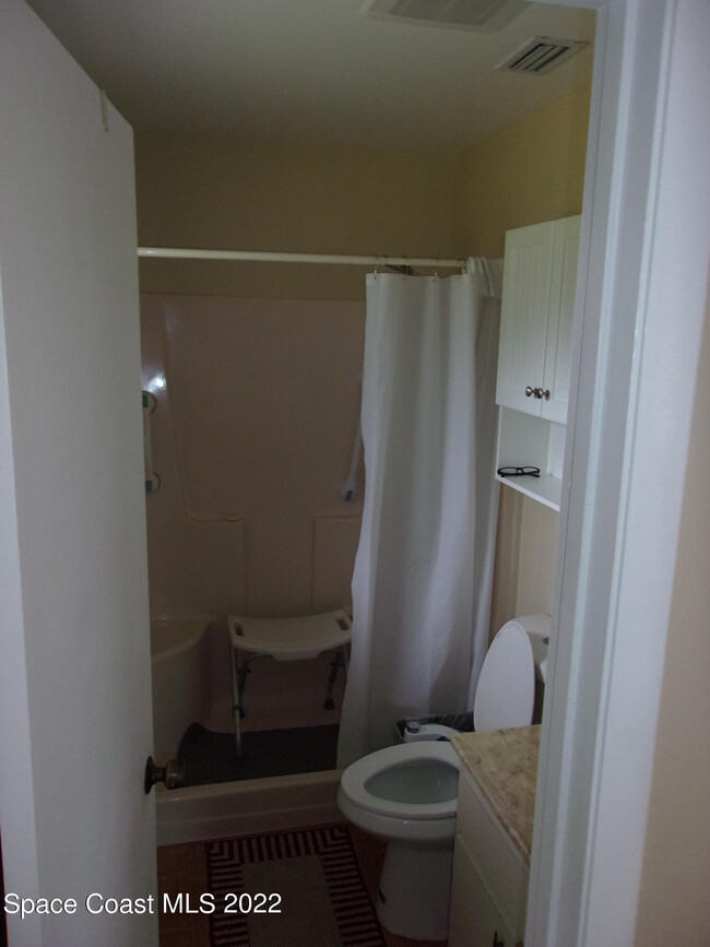 Building Photo - 3074 Sea Gate Cir