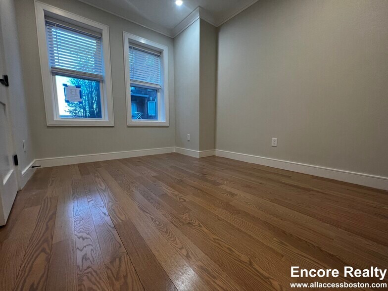 Building Photo - 161 Allston St