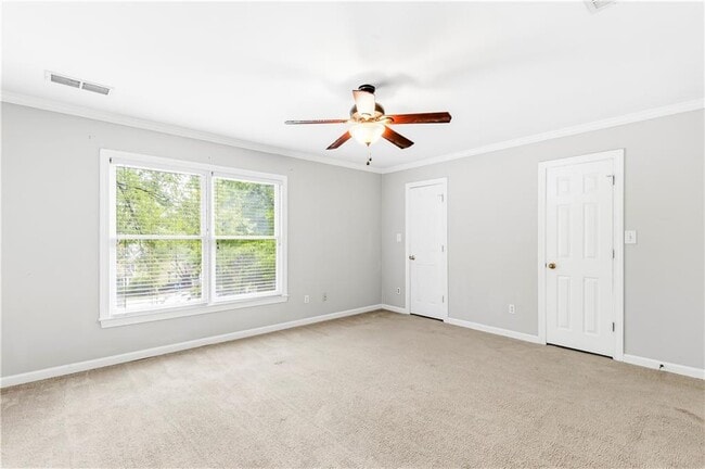 Building Photo - 7500 Roswell Rd NE