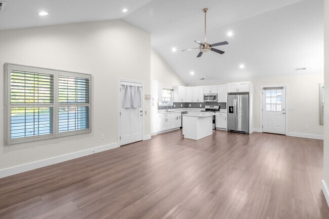 Building Photo - LIVE CLOSE TO THE ACTION — Modern 3-Bedroom Rental in Charlotte’s Reid Park!