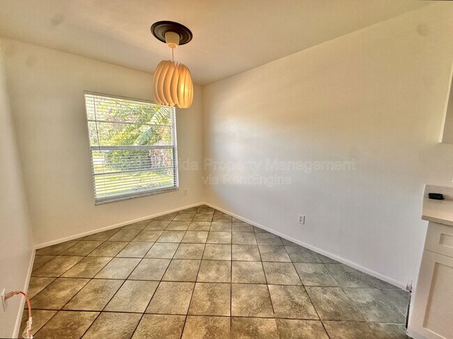 Building Photo - 1432 Lantry Ct