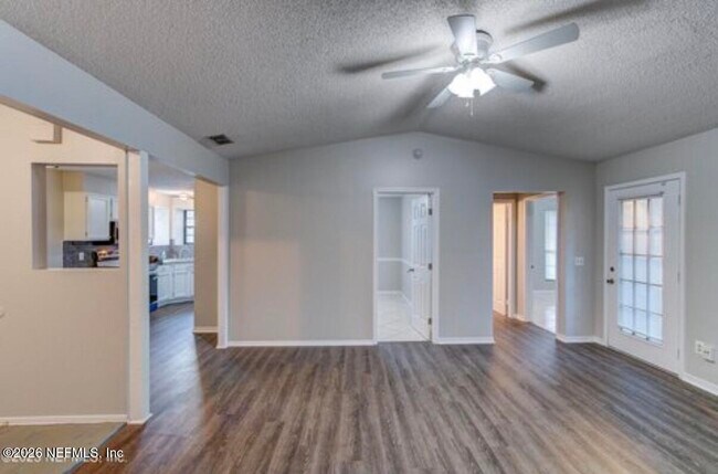 Building Photo - 4641 Yerkes St