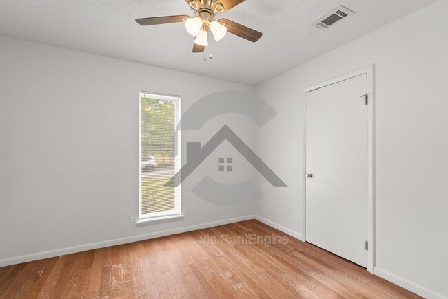 Building Photo - 9409 Cerelle Dr
