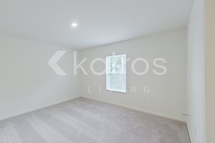 Building Photo - 8475 W 98th Ave