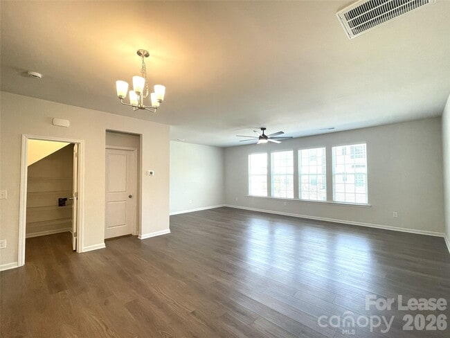 Building Photo - 14019 Martin Hill Wy