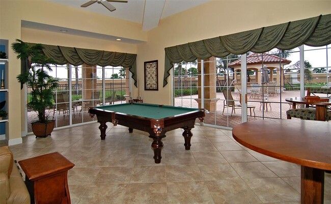 Building Photo - 8363 Miramar Way