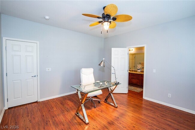 Building Photo - 834 Roseberry Dr