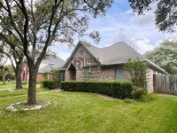Building Photo - 5103 Plantation Colony Dr