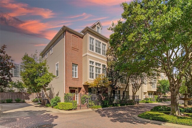 Building Photo - 2188 Bancroft Ln