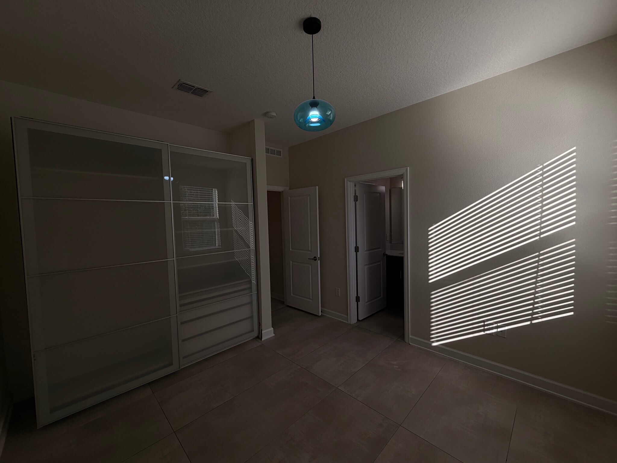 Building Photo - 4452 Seven Canyons Dr