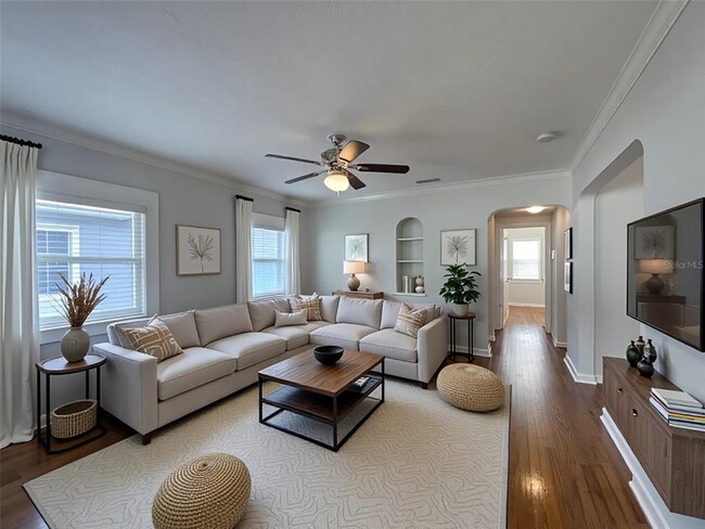 Building Photo - 303 S Audubon Ave