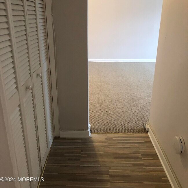 Building Photo - 200 Ocean Park Ave