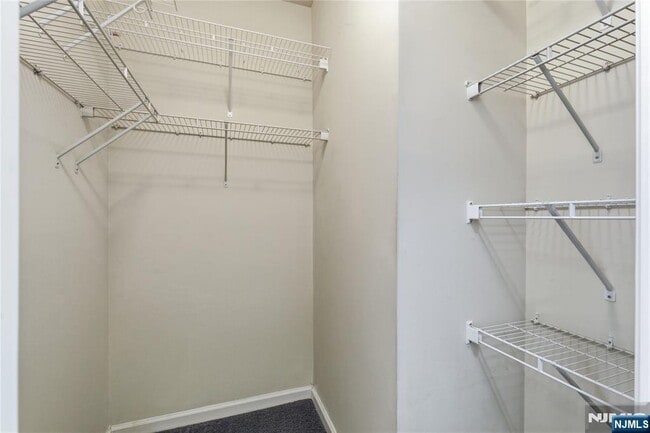 Building Photo - 25 Veterans Dr