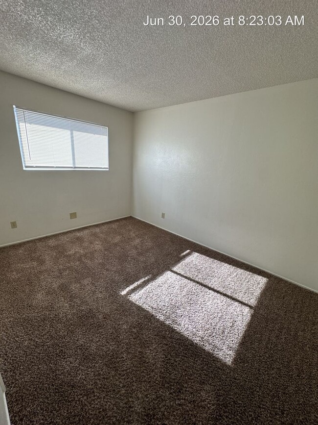 Building Photo - 2343