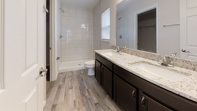 Building Photo - 2073 Wonderwin St