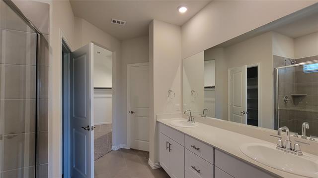 Building Photo - 405 Quarry St