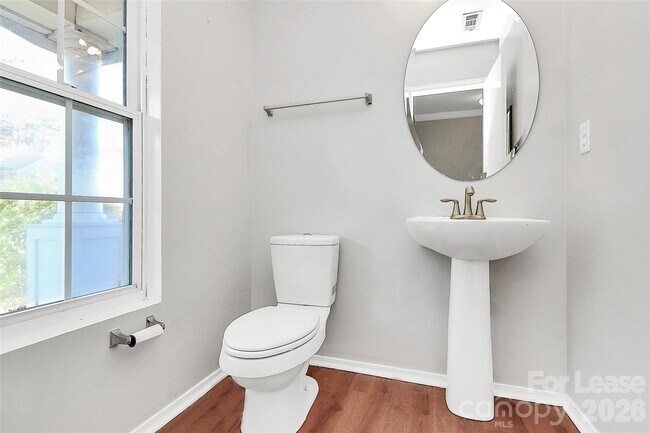 Building Photo - 15611 Normans Landing Dr