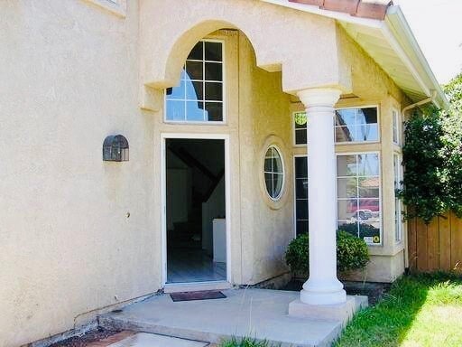 Building Photo - Spacious 4BD/2.5BA Home in Chula Vista - $4,495/mo!!