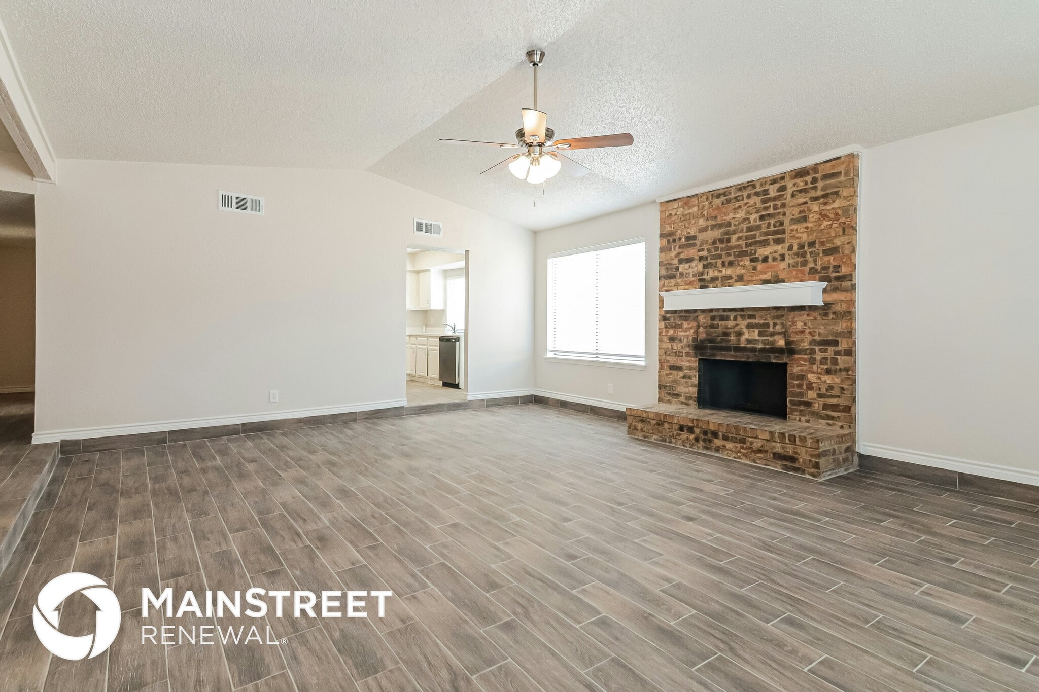 Building Photo - 2718 Holy Cross Ln