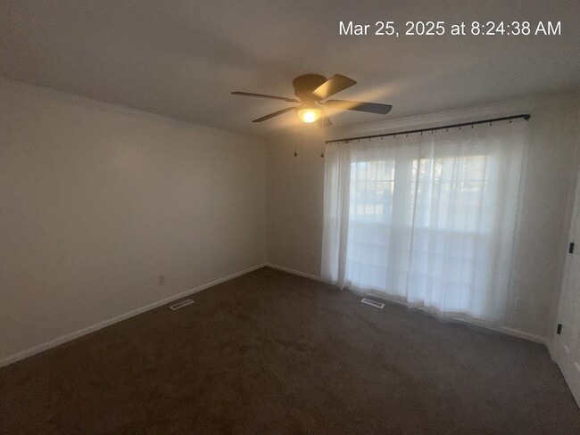 Building Photo - 3806 Airedale Ct