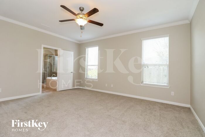 Building Photo - 14028 Rodeo Daze Dr