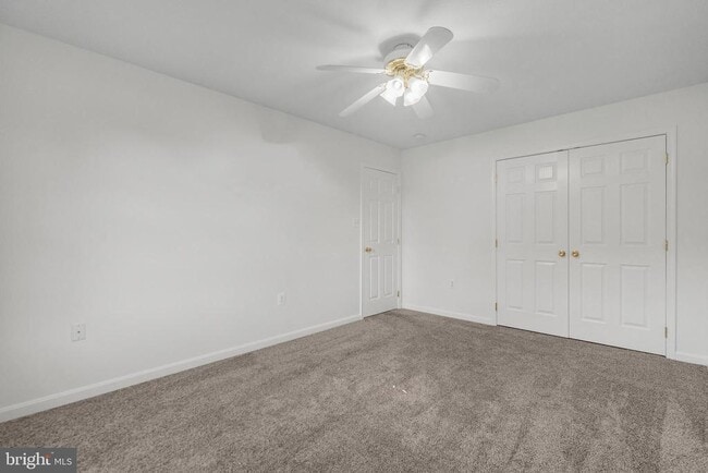 Building Photo - 41166 Glenwood Pl