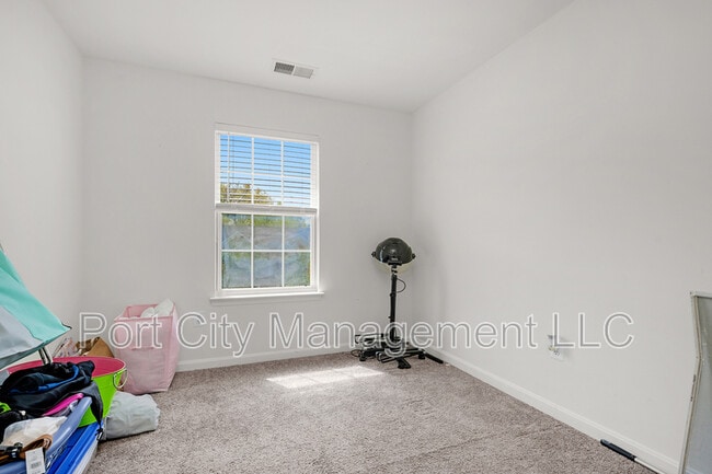 Building Photo - 2754 Zeek Ln