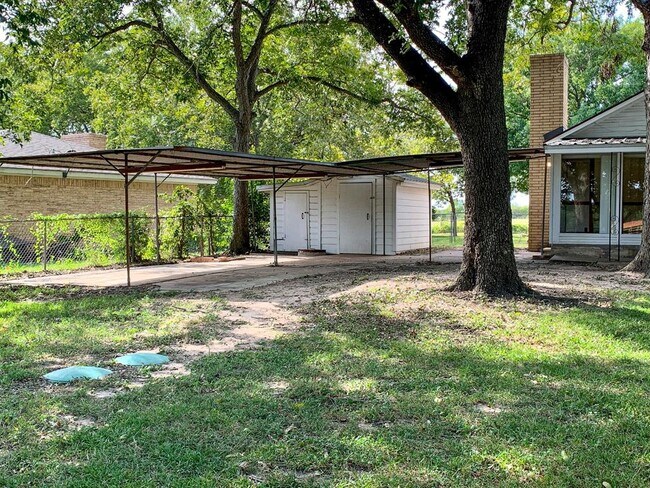 Building Photo - 1510 Piedmont