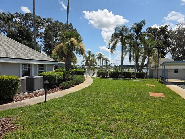 Building Photo - 4613 Tangelo Dr