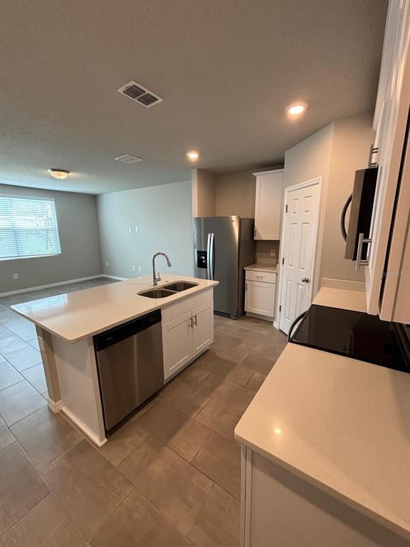 Building Photo - 431 Legacy Lp