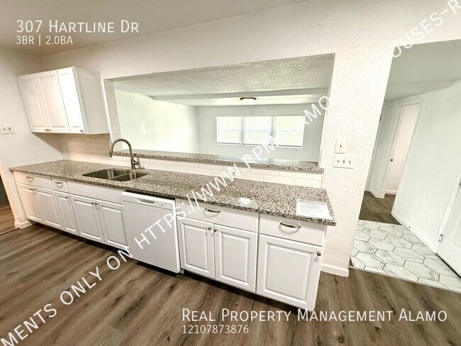 Building Photo - 307 Hartline Dr