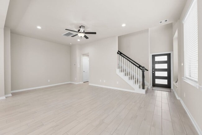 Building Photo - 308 N Spotted Fern Dr