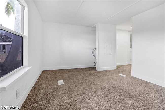 Building Photo - 120 Grassy Key Ln