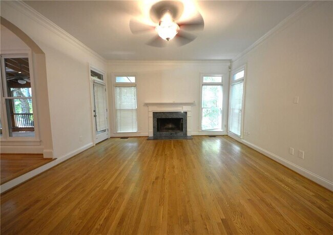 Building Photo - 135 Brightmore Way