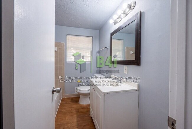 Building Photo - 6331 Garnet Dr