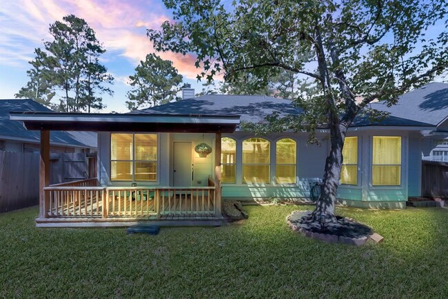 Building Photo - 26 Hidden Meadow Dr
