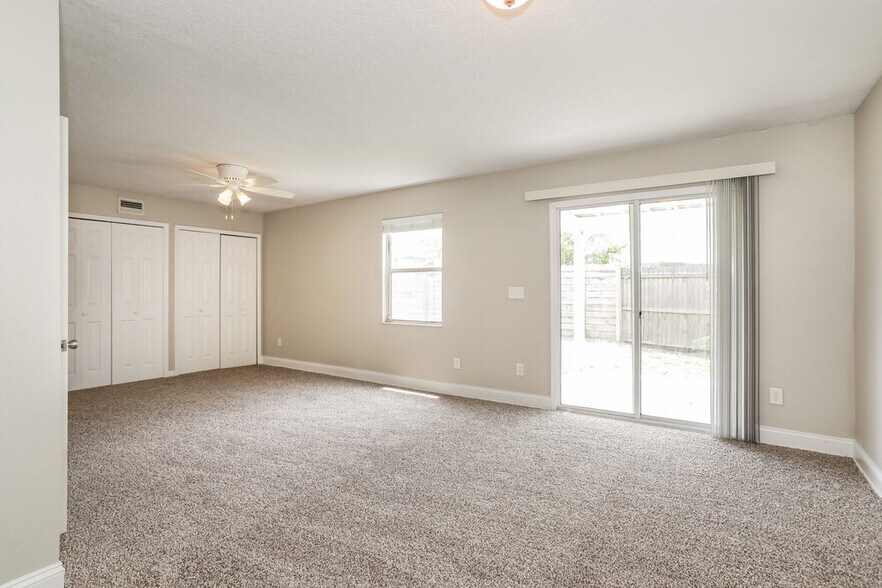 Building Photo - 7730 Allspice Cir W