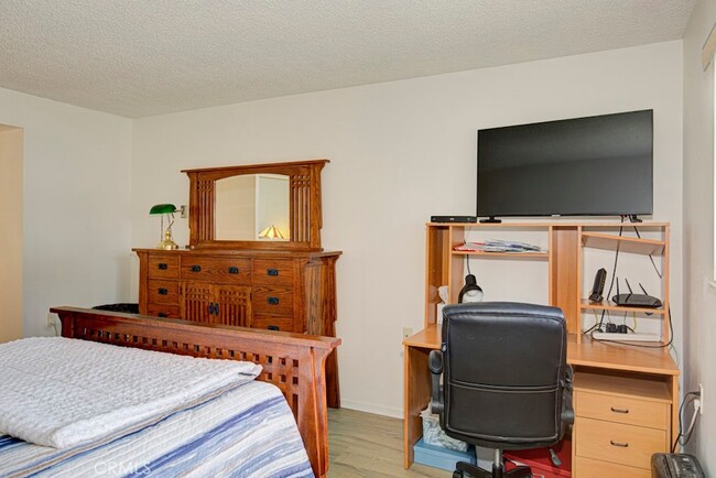 Building Photo - 2296 Via Puerta