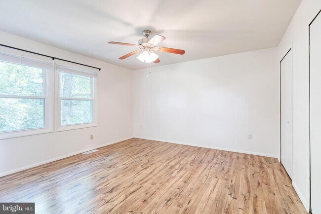 Building Photo - 2249 Four Seasons Dr