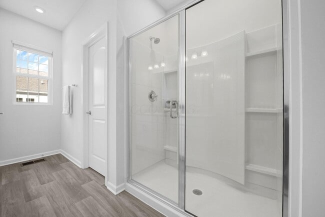 Building Photo - 4186 McCune Ave