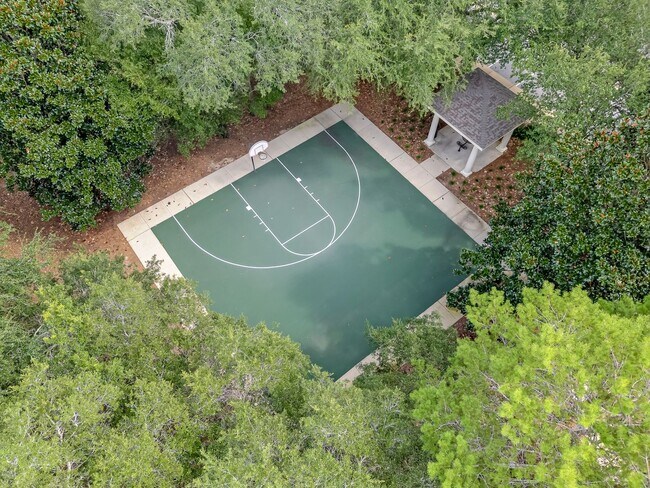 Building Photo - Gorgeous Southern Living Home in Coveted S...