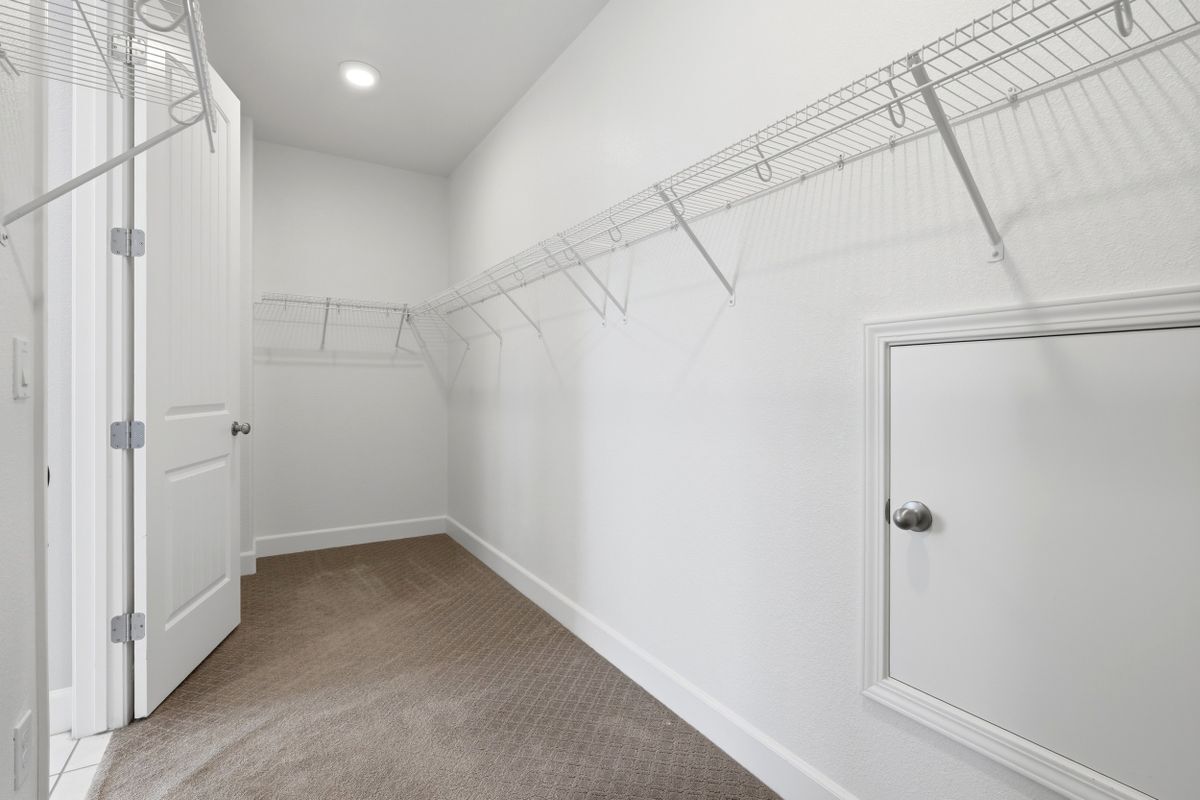 Building Photo - 453 Diamond Peak Ln