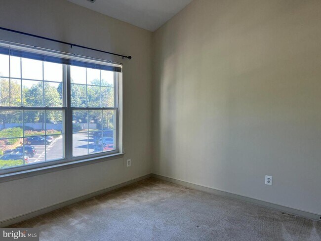 Building Photo - 251 Rowe Blvd