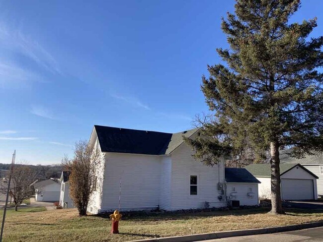 Building Photo - Contract for Deed like a Rent to Own!