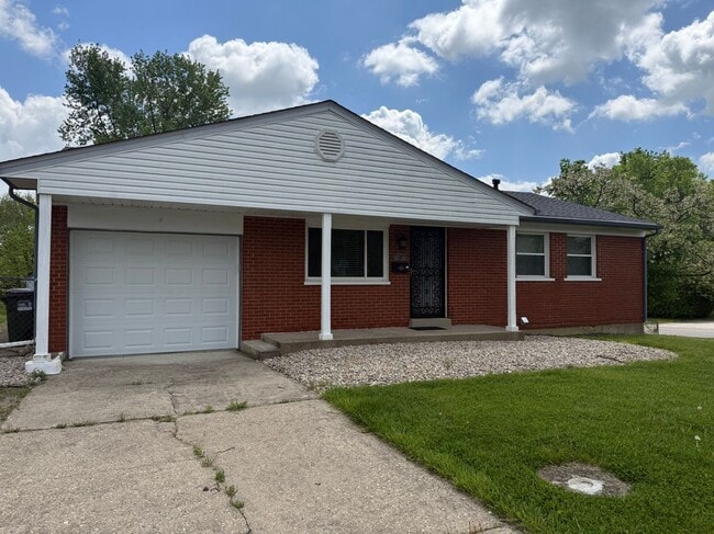 Building Photo - 9358 Bluegate Dr