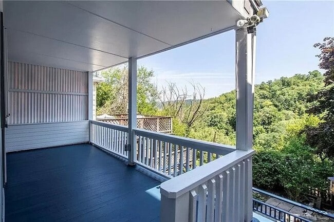 Building Photo - Upper Lawrenceville - 2 Bedrooms 1.5 baths.  AVAILABLE AUGUST 2026